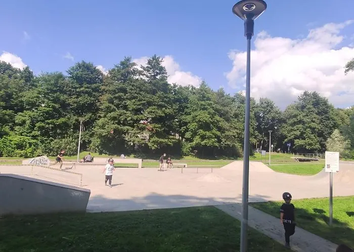 Przy Bulwarach Stracenskich *